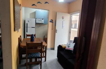 Apartamento Pé na Areia com Garagem no Centro Mongaguá - Foto 1