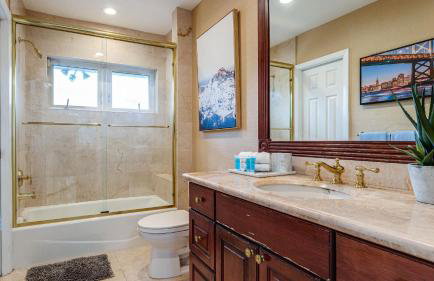 Coral Ridge Getaway by Avantstay Pool, Hot Tub, Billiards + 5mins to Beach! - Foto 56