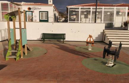 CHALET CON JACUZZI CLIMATIZADO, BARBACOA Y CERCA DE LA PLAYA - Foto 40