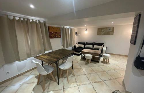 Vous viendrez vivre ici , 3 pièces châtaignier garage à moto - Foto 2