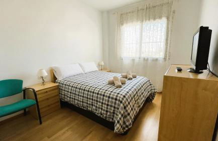 Onze - primera línea de mar con piscina - Foto 12