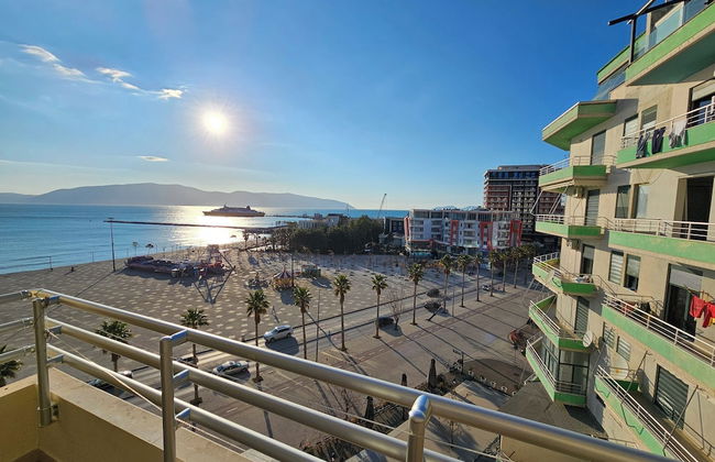 Sea View 1-bed Apartment in Vlore - Photo 1