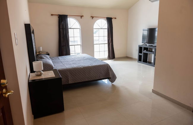 Room in Guest Room - 14 Comfortable Suite for 2 People - Photo 6