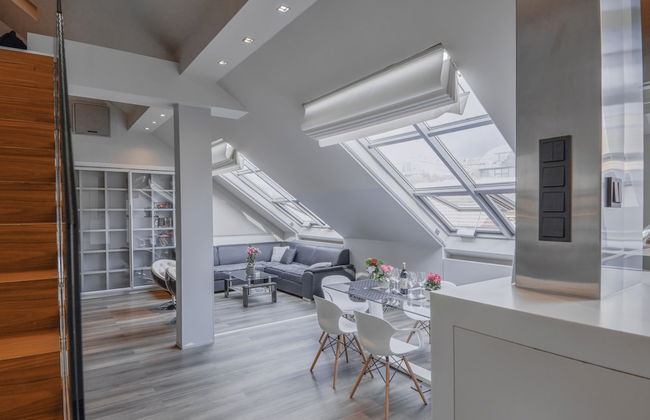 Luxury Apartment in Centre - Photo 12