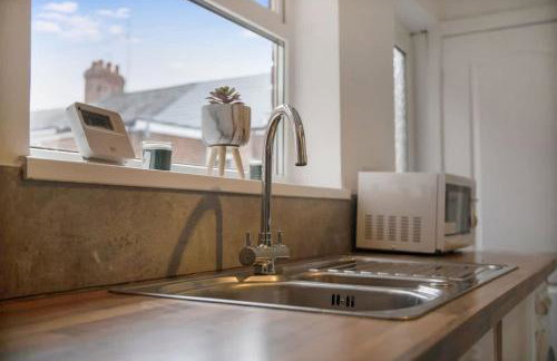 Freshly Renovated, Feels Like Home, Sleeps 3 - Photo 20