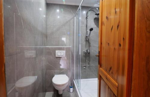 Apartments & Rooms Latin - Photo 10