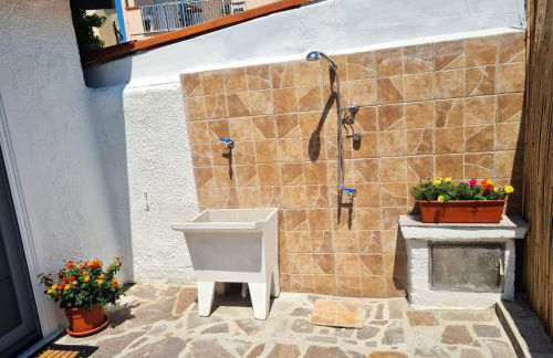 Monolocale con giardino privato, 1 minuto dal mare - Foto 21