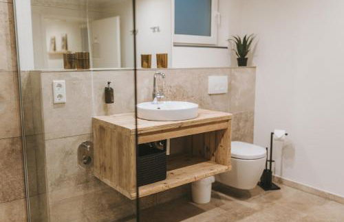 Gruppen-Wohnung mit Balkon und Grill 10 Betten - Photo 14