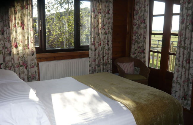Cosy Pine Lodge With far Reaching Country Views and Large sun Deck - Photo 7