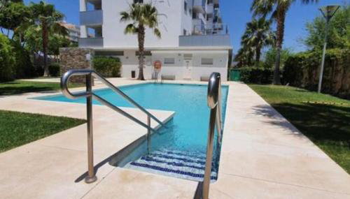 2 BEDROOMS NEXT TO THE BEACH&MIRAMAR SHOPPING CENTER-SWIMMING POOL-PARKINg - Photo 1