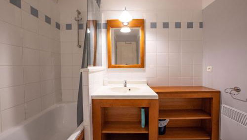 Apartment Les Grands Pins-2 by Interhome - Photo 5