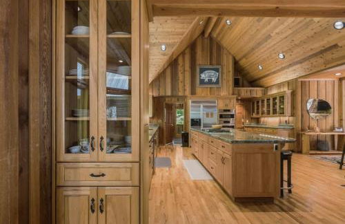 Forrest Lodge Large Private Luxury w Hot Tub - Foto 42