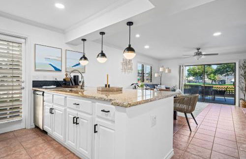 Bay House Condos by Miss Kitty’s - Foto 24