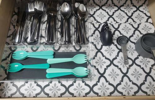 Spacious Centrally Located 3 Bed 2 Bath - Sleeps 8 - Foto 25