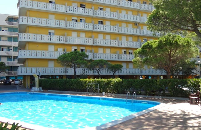 Flat With Terrace Overlooking the Pool - Foto 7