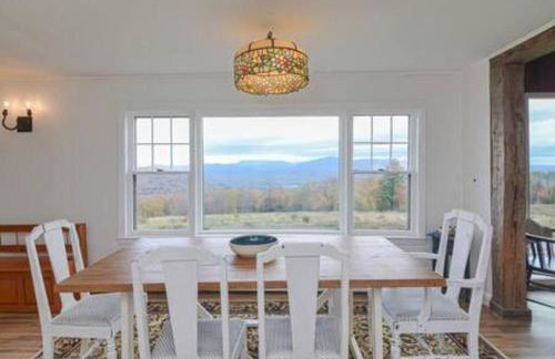 Farmhouse with Mountain Views Near Stowe and Smuggs - Foto 8