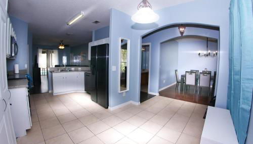 5/4 Pool Home Located in Sunset Ridge Community! - Foto 5