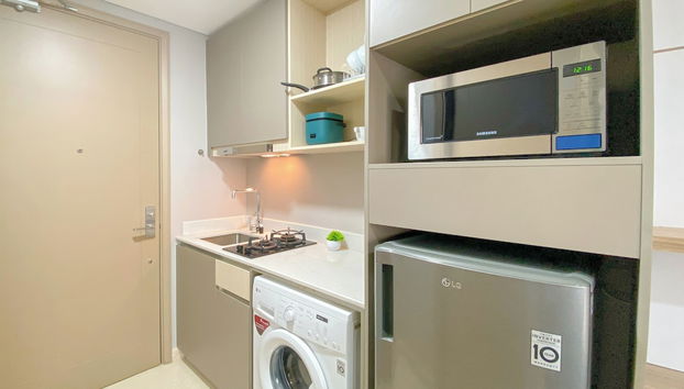 Nice And Restful Studio At Gold Coast Apartment - Foto 5, Cocina privada