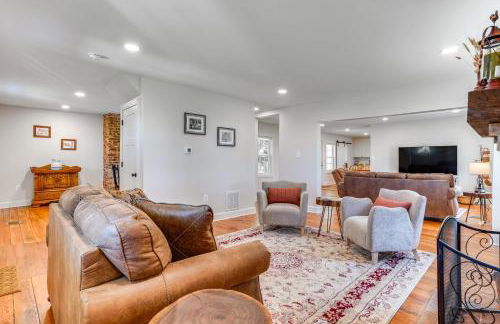 Historic Jefferson Farmhouse - Hike, Bike and Raft! - Photo 2