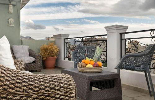 165 sm 4BR Penthouse Maisonette Apartment - Foto 3