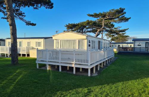 Hoburne Naish CS129 - Photo 1