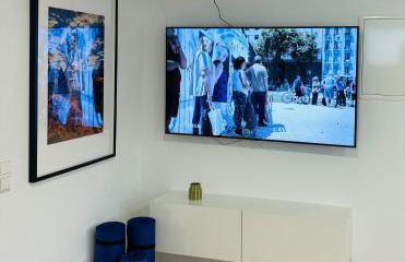 REMA Homes - Jacuzzi Terrasse 55' TV Küche Regendusche - Foto 6