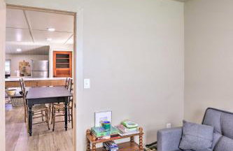 Lakefront Cabin with Patio and Views in Lake Norden - Foto 15