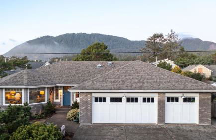 Truly a Treasure by AvantStay Walk to Beach Patio - Foto 39