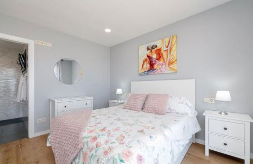 Casa nueva con piscina y vistas al mar - Foto 36