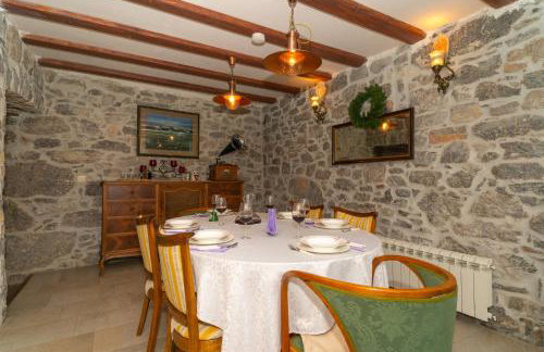 VILLA SALVIA - Holiday house with pool - - Foto 51