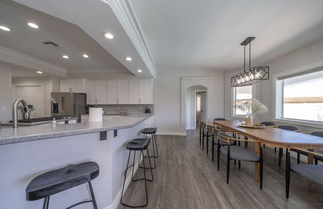 Lavish Lake Havasu Villa Pool Fire Pit an Views - Foto 13