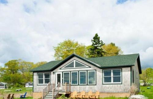 Beautiful Beach Cottage Rental for Family Getaway to Belfast, Maine - Foto 4
