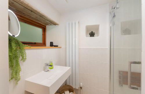 Beautiful Cottage nr Mendip Hills Private Parking - Photo 15