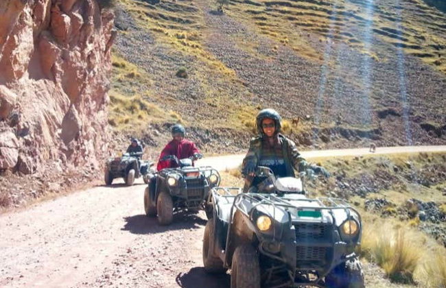 Tour de quadriciclo pela Montanha Arco-Íris - Foto 2