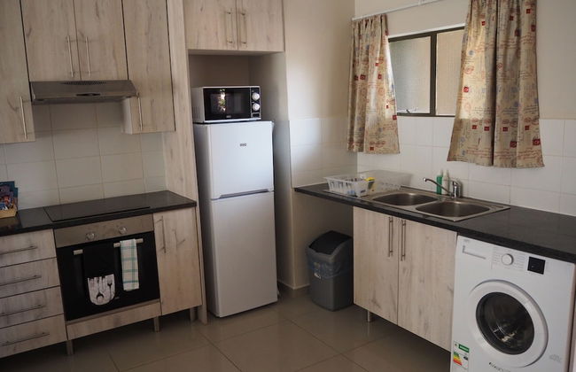 African Eagle Apartments - Photo 30