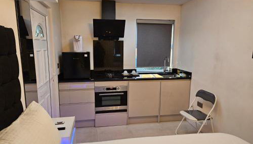 Studio for 2Guests-Parking-Garden-NearLondon-Ac - Foto 4, stove