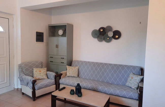 Crete Country Escape 2 Bd w Patio - Photo 19