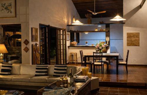 Vista Mar em Angra Casa Com Piscina Pet Friendly - Foto 19