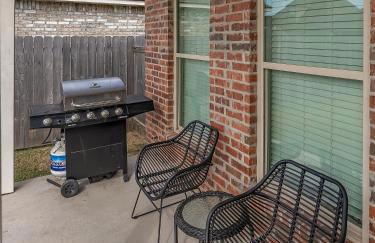 Modern Regional Art Gallery Home - Spacious & New! Tv in each room - Foto 47