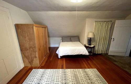 Cute 6-Bedroom Getaway in the heart of Littleton - Foto 19