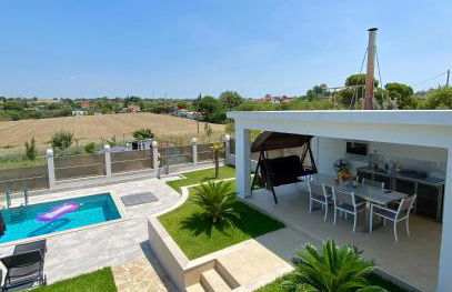Villa Liana , private Villa with pool and garden - Foto 19