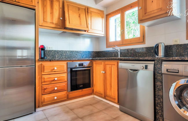 White Rock Villa With Breathtaking Views and Pool - Foto 6