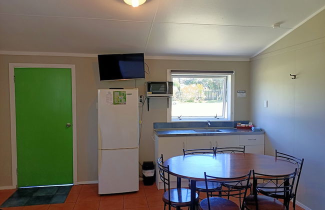 Whanganui Seaside Holiday Park - Foto 10