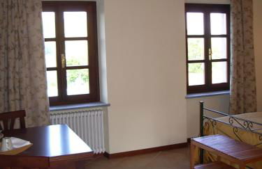 B&B Cascina Gaione Via Gallina,18b 12052 Neive cn - Foto 18