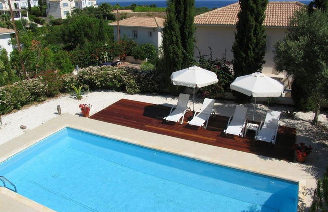 Carob Tree Villa in Latsi - Photo 2