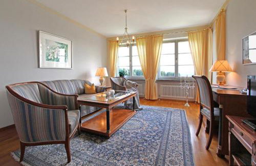 Gästehaus Schloss Kronburg - Foto 1