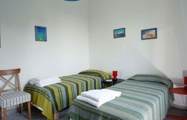 Detached Villa in an Excellent Location Near the Sea - Foto 1