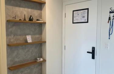 Apto lindo e completo com piscina em Itajai - Foto 27