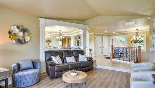 Portland Area Group Getaway Hot Tub and Views! - Foto 5