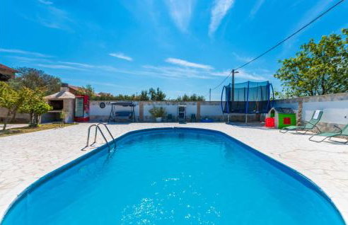 6 Bedroom Lovely Home In Ceranje Gornje - Foto 11